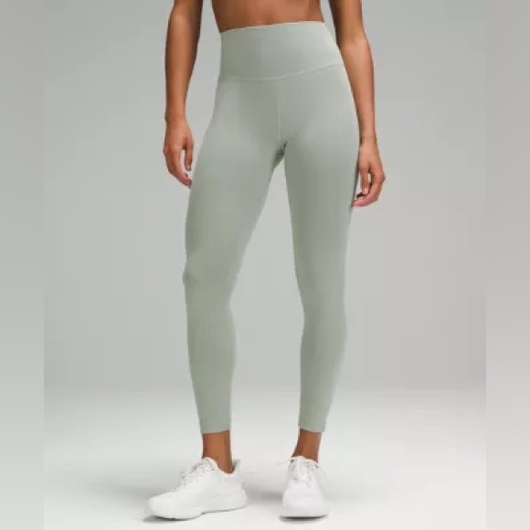 lululemon athletica Sage Green Leggings - Picture 1 of 4